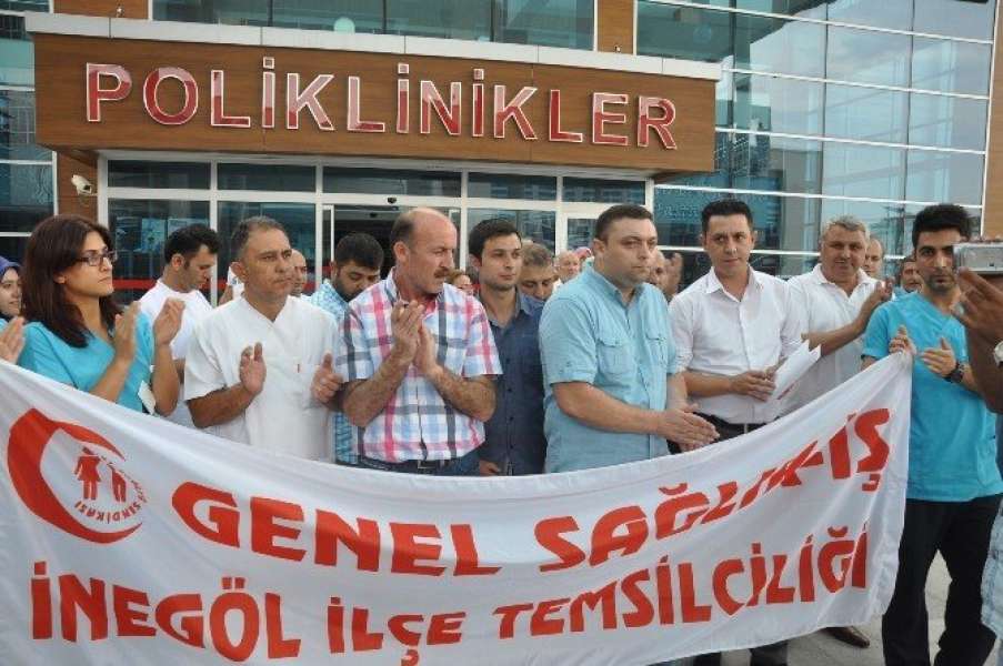İnegöl Devlet Hastanesi'nde Yaşanan Şiddeti Bursa-İnegöl İlçe Temsilciliği Basın Açıklaması ile Kınadı